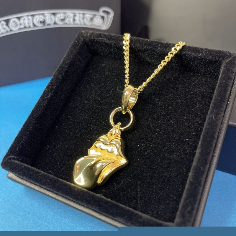 Ch**me He**ts necklaces